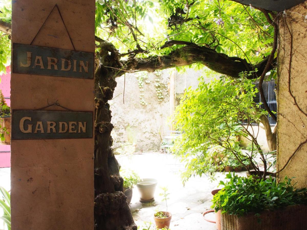 Le 7 Des Tonneliers Bed & Breakfast Castelfranc Bagian luar foto