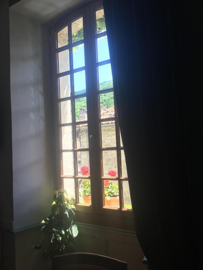 Le 7 Des Tonneliers Bed & Breakfast Castelfranc Bagian luar foto